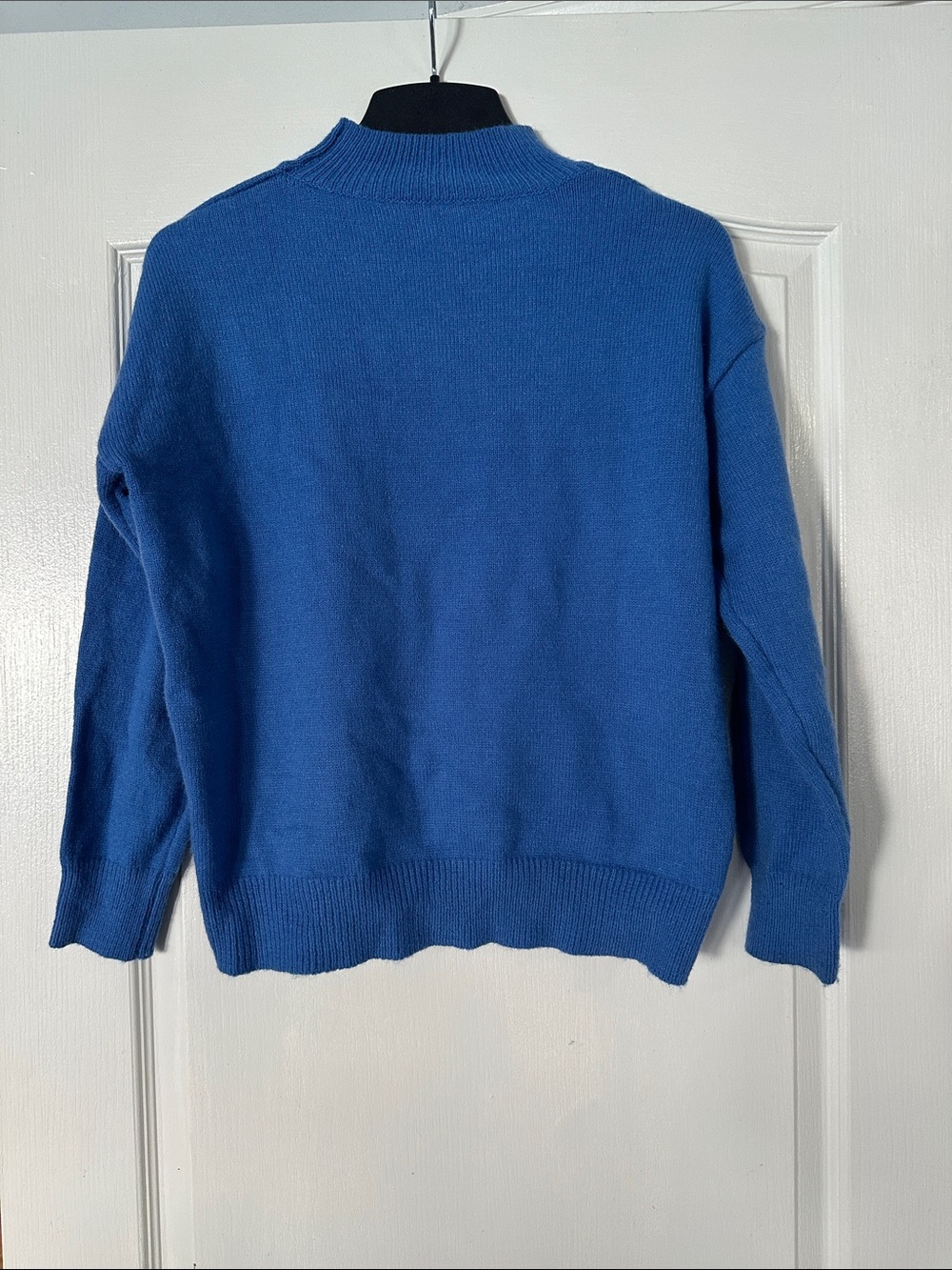 SHEIN Bright Blue Crew Neck Sweater